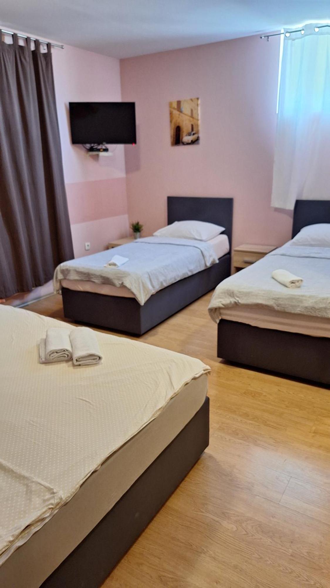 Guest House Sv. Nikola Dugo Selo 외부 사진